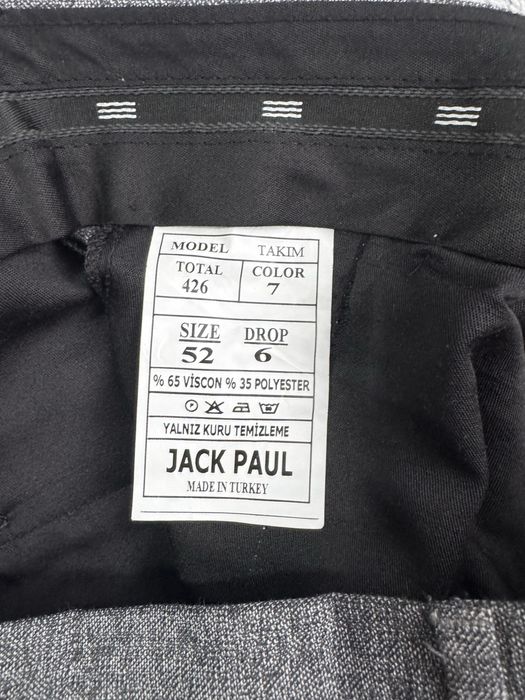 Costum alcatuit din 3 piese