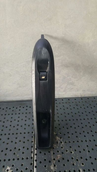 Buton geam electric dreapta fata citroen c4 2 nc 96657056zd