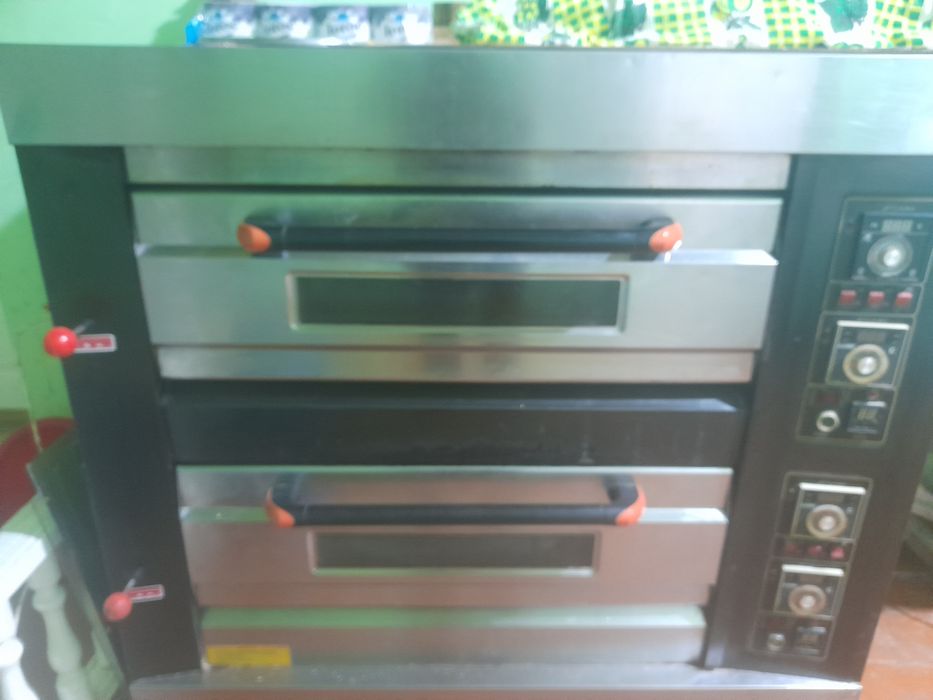 2 etajli Gaz Pechkasi sotiladigan 4 Padnosli