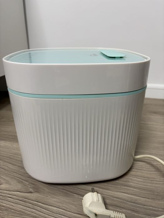 Sterilizator  UV cu uscare biberoane