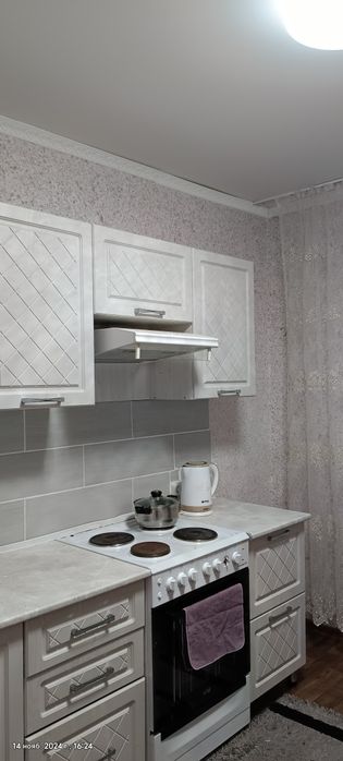 Сдам 2 ух комнатную квартиру