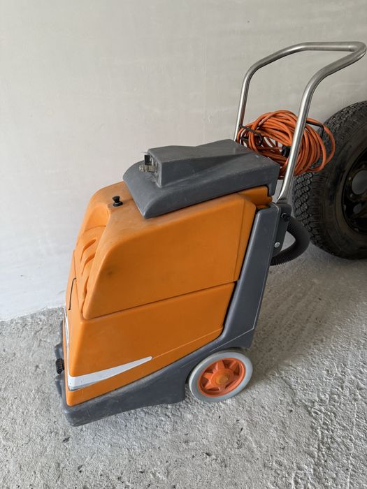 Екстрактор Taski Aquamat 20