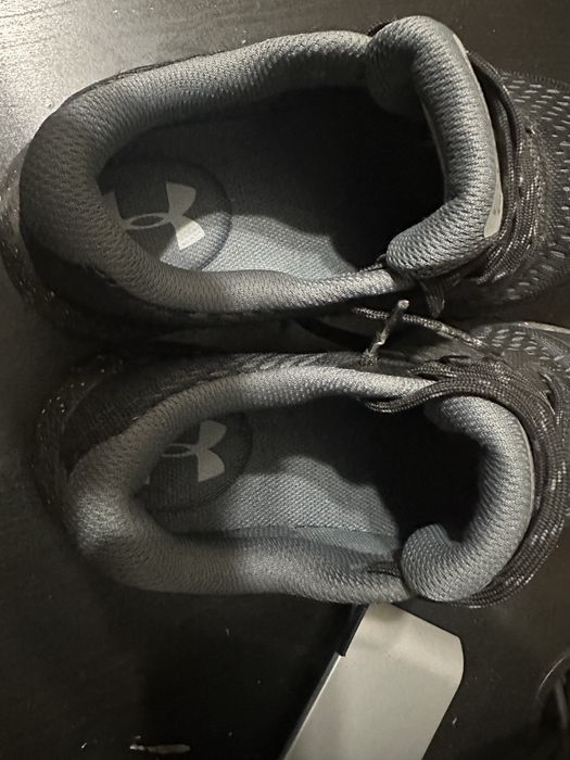 Унисекс маратонки Under Armor