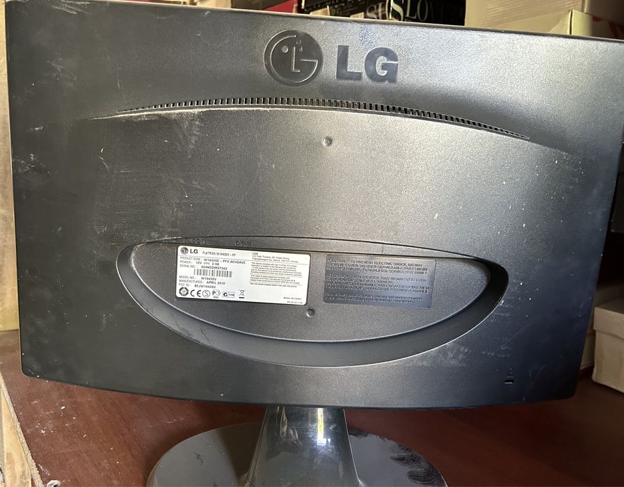 Продам монитор 2 шт