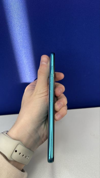 Huawei Nova i8 | Xiaomi Redmi Note 9 Pro