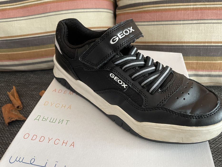 Маратонки Geox, номер 36