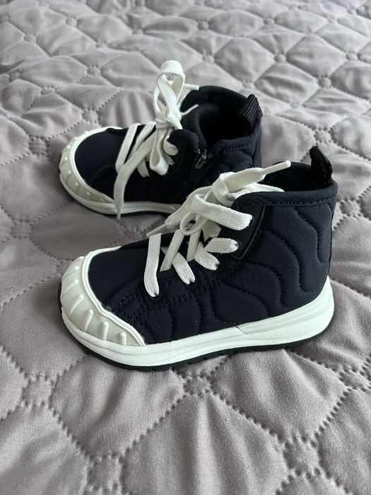 Стилни Маратонки Zara 22 номер