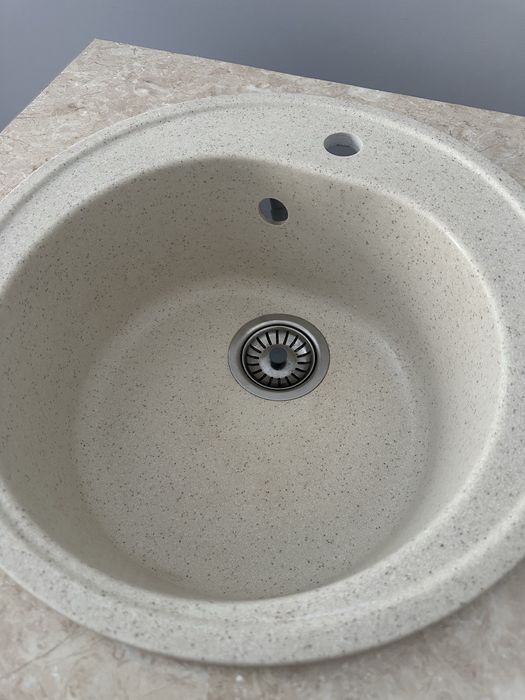 Мойка каменная.