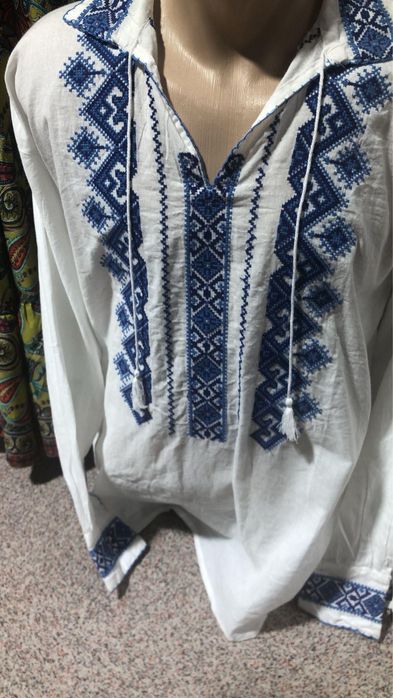 Bluze din iie romaneasca pt femei si barbati