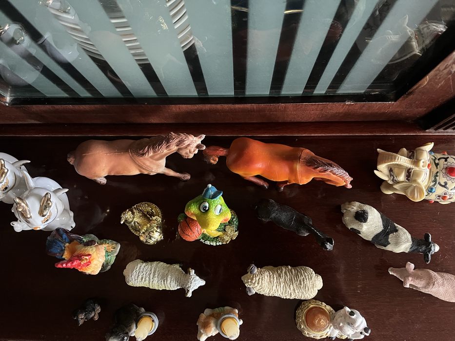 Фигурки животных.