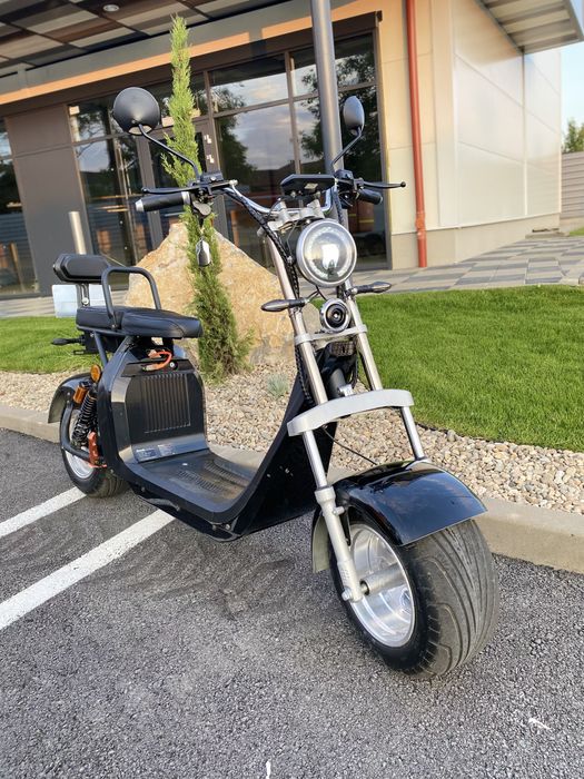 Moped electric 2025
