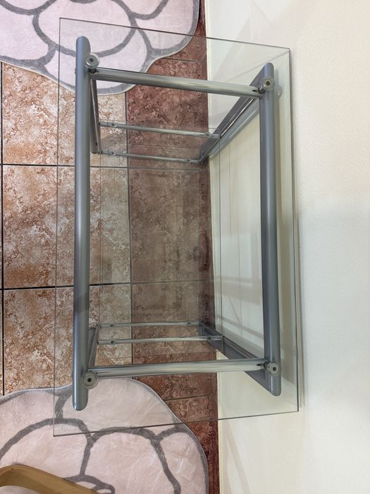 Masa de sticla impecabila