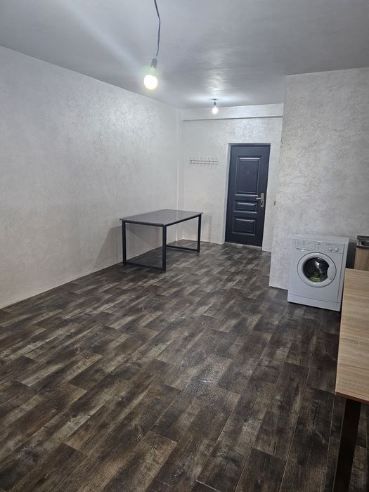 Продаю квартиру студиюю