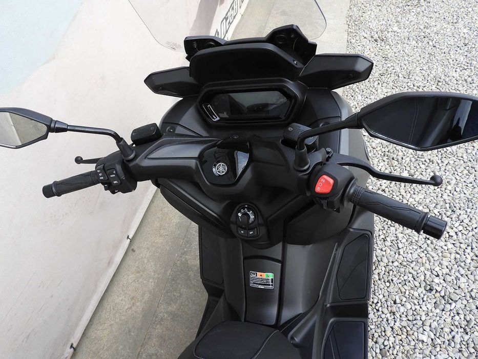 Scuter Yamaha XMAX 300 2025 | Rate | Leasing