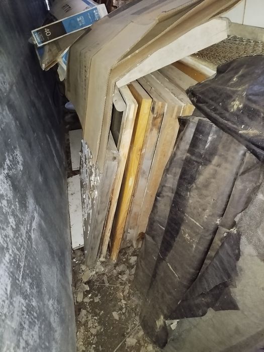 Продам оконные рамы