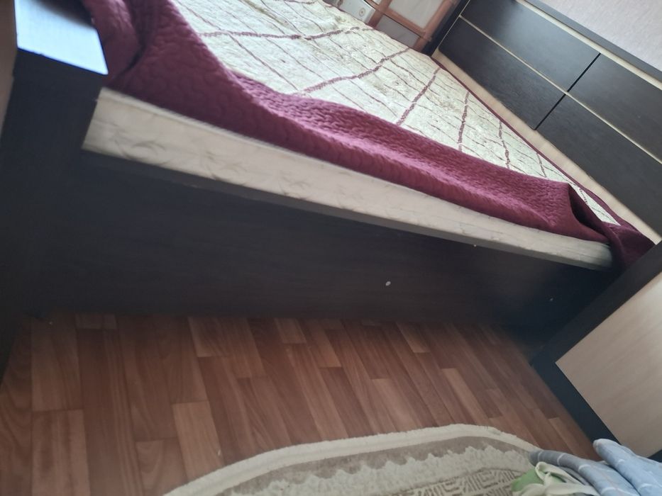 Продам кровать от гарнитура