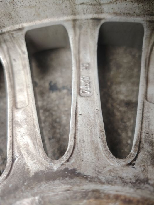 Vând Jante BMW pe 17