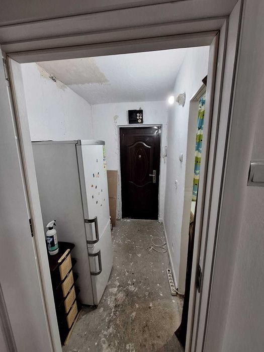 Vand garsoniera la etaj intermediar 4 din 5