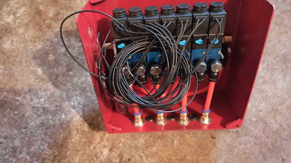 caseta de electroventile troliu TAF nou 24V -12v