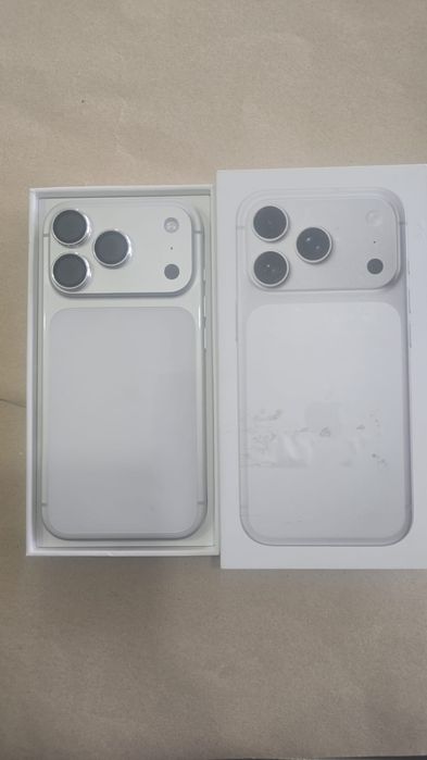Iphone 17 Pro alb 256gb