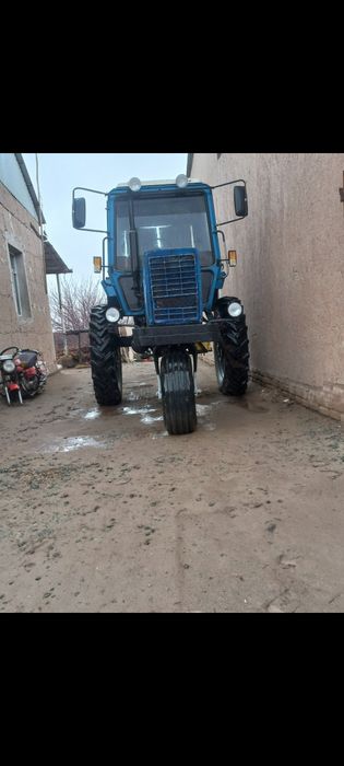 Traktor MTZ 80 sotiladi