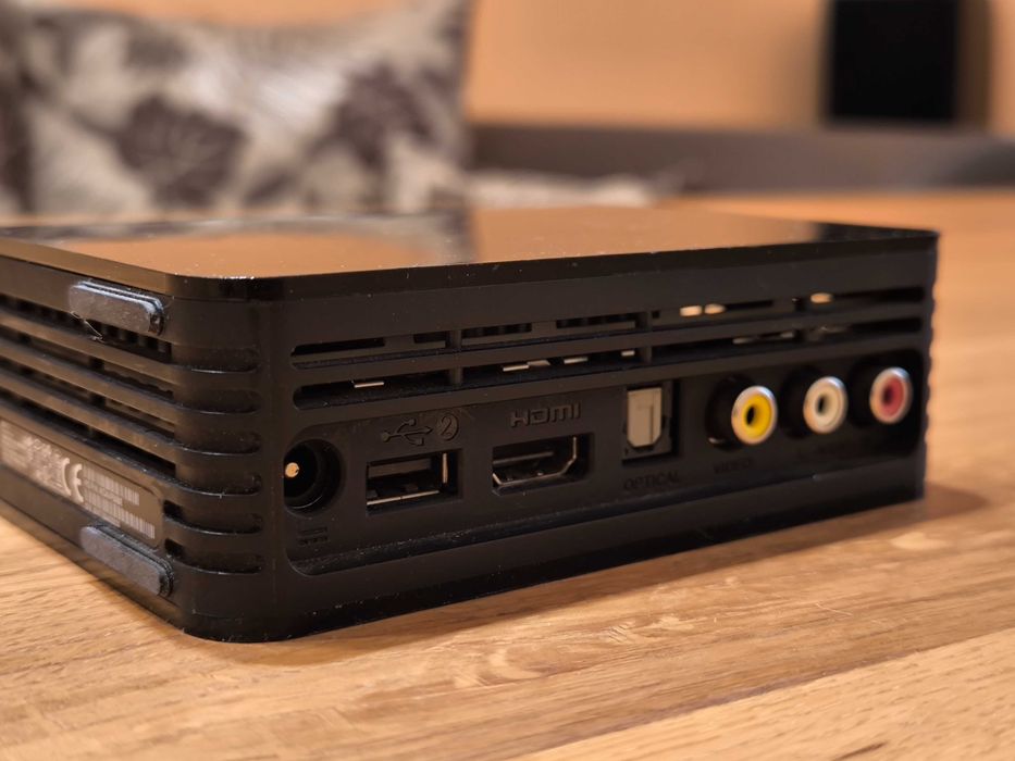 Външен USB хард диск Iomega 320GB + подарък
