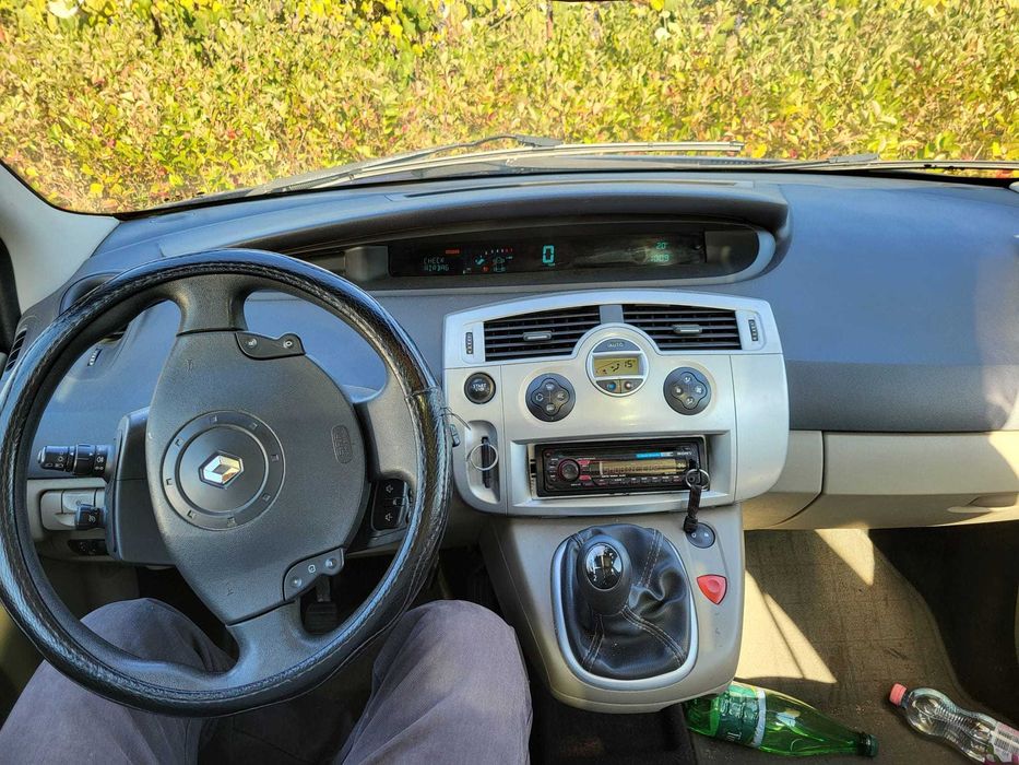 Vand Renault Scenic 1,6 benzina + GPL 16 valve 2005