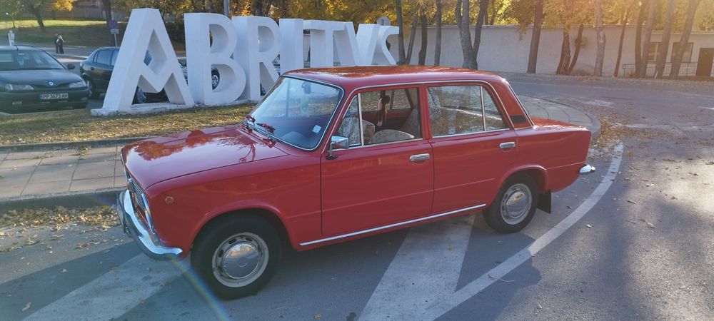 Жигула под наем за балове и сватбени тържества