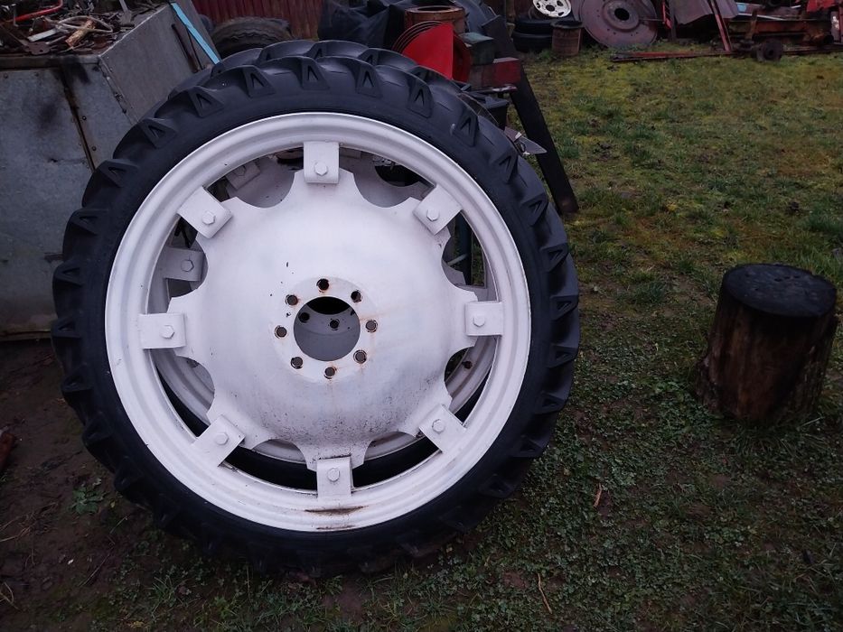 Vând roti tractor FIAT