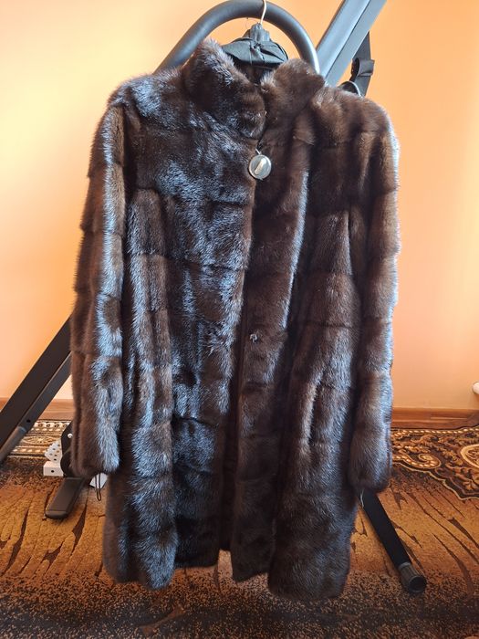 Норковая шуба в хорошем состояний