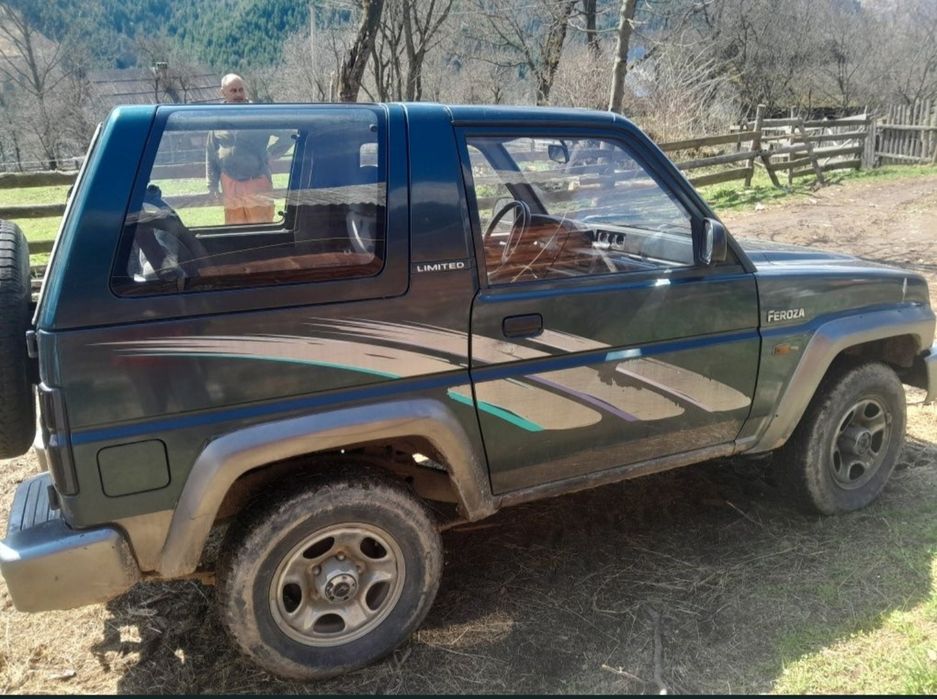 Vând daihatsu feroza