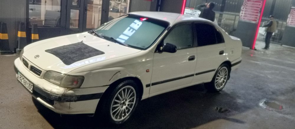 Продам или обмен Тойота Карина Е