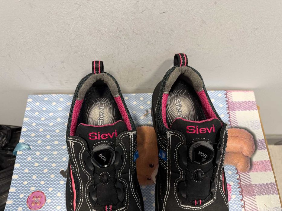 ''Sievi Sweet Roller+ S3''оригинални дамски обувки 39 номер