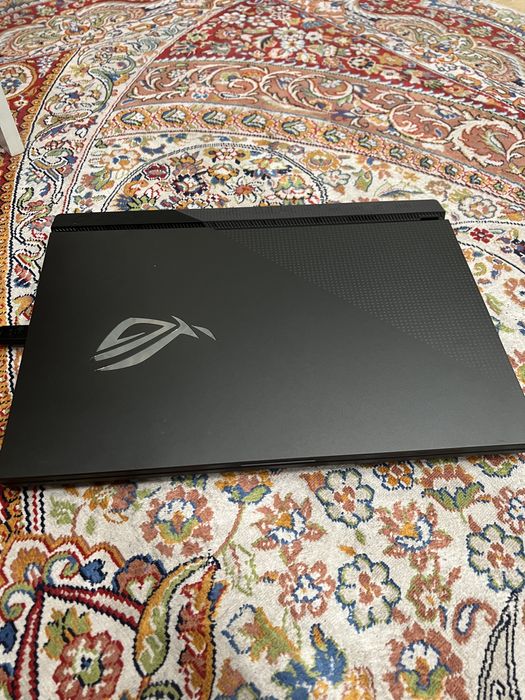 Asus ROG strix G15 G513QR