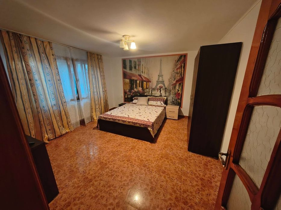 Apartament 2 camere la curte Radu Negru