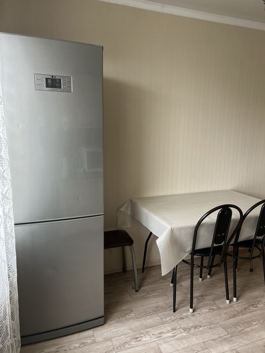 1 комнатная квартира Валиханова 159