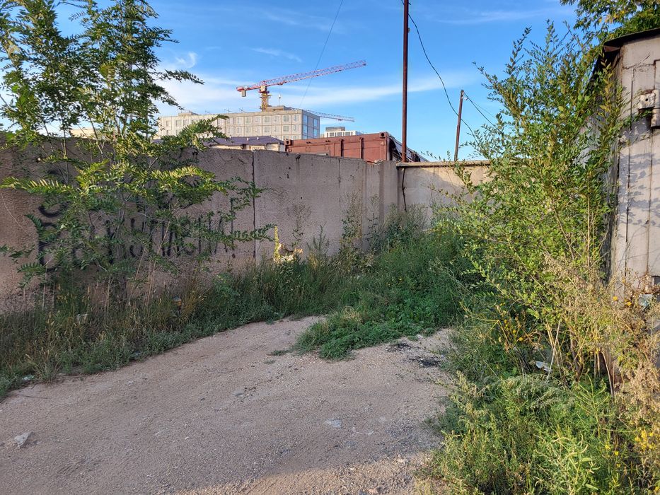 Земельный участок под гараж