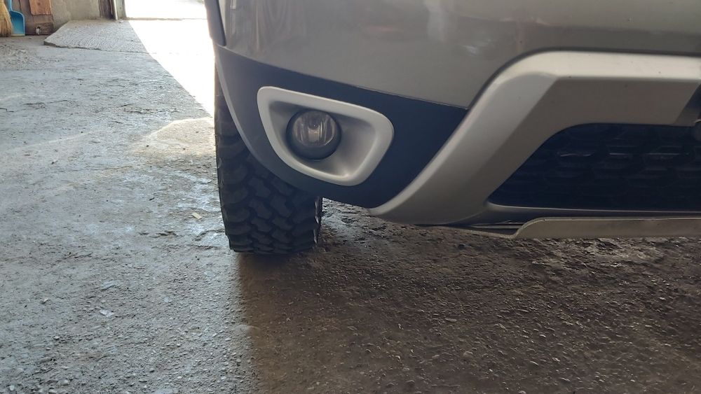 Ochelari DUSTER ORNAMENTE proiectoare Duster 2009 2017 NOI OEM