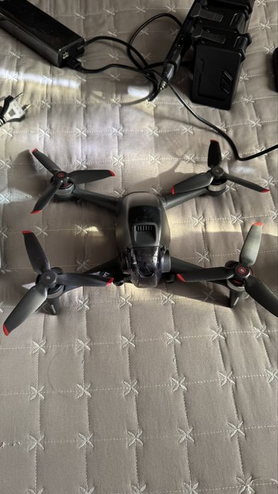 Dji FPV COMBO продавам