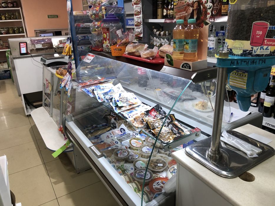 Минимаркет на Стрелке