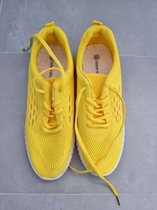 Маратонки 39 номер