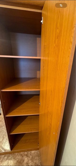 Продам вместительный шкаф для одежды