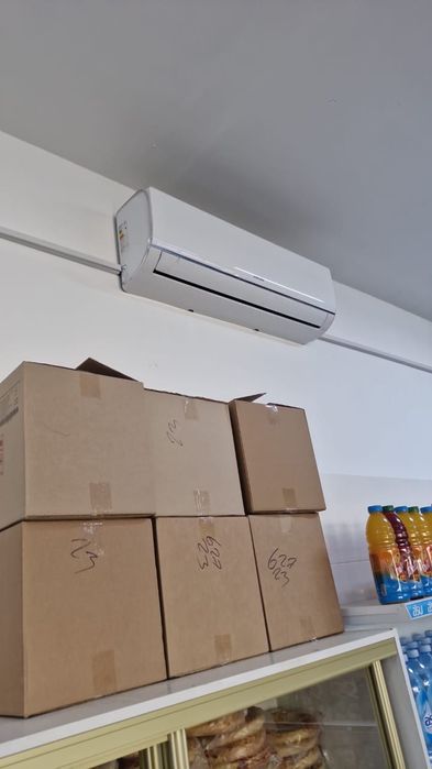 Стилаж. холодильник морозильник