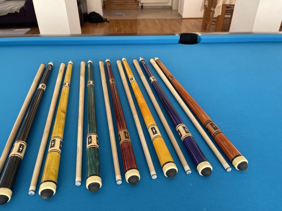 Tacuri pentru biliard cu filet 75 lei