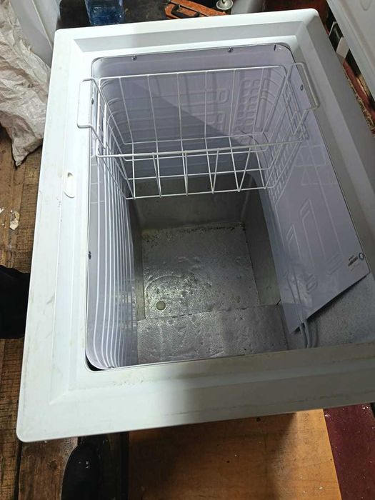 Продается морозильная камера