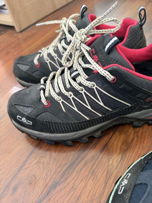 Туристически обувки