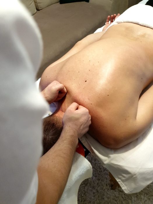 Masaj - servicii masaj