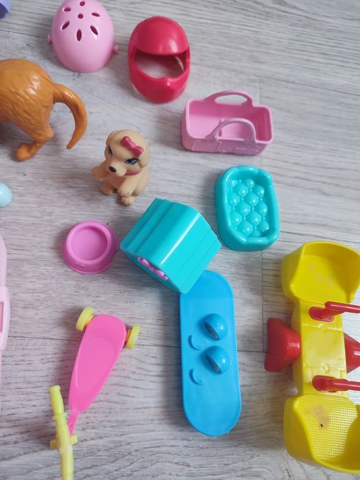 Кукли и аксесоари