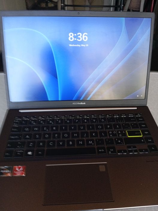 Laptop asus VivoBook RYZEN