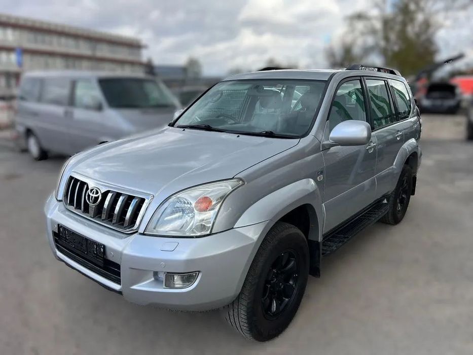 Dezmembrari / Dezmembrez TOYOTA LAND CRUSIER